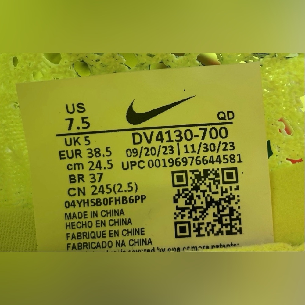 Nike ZoomX 🔥 Vaporfly Green Volt Scream DV4129-700 Women’s Size 7 7.5 8 10 - Picture 8 of 9